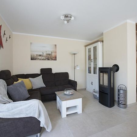 Ferienhaus Kuestensegler 브리게 외부 사진