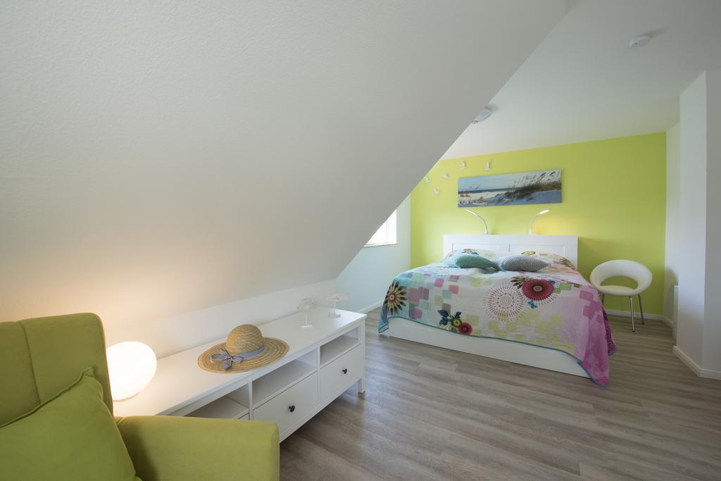 Ferienhaus Kuestensegler 브리게 외부 사진